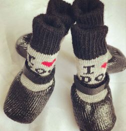 Wholesale 4-Piece Adjustable Waterproof Anti-Slip Dog Socks (Color: Black heart)